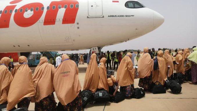 423 Pilgrims Leave For Saudi Arabia