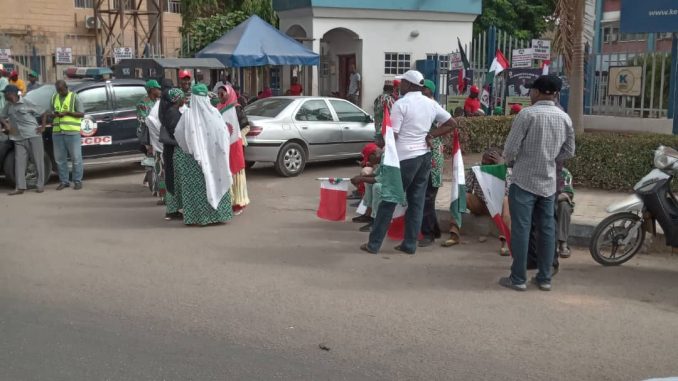 NLC Pickets KEDCO, NERC Offices In Kano Over High Electricity Tariff