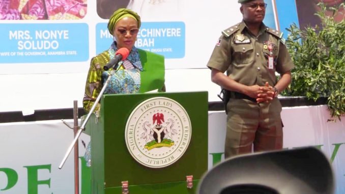 Remi Tinubu Mobilises Youths To Believe In Nigeria, Selves