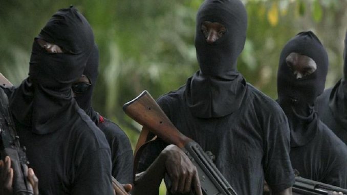 Suspected Kidnappers Kill Driver, Abduct 3 In Ibadan