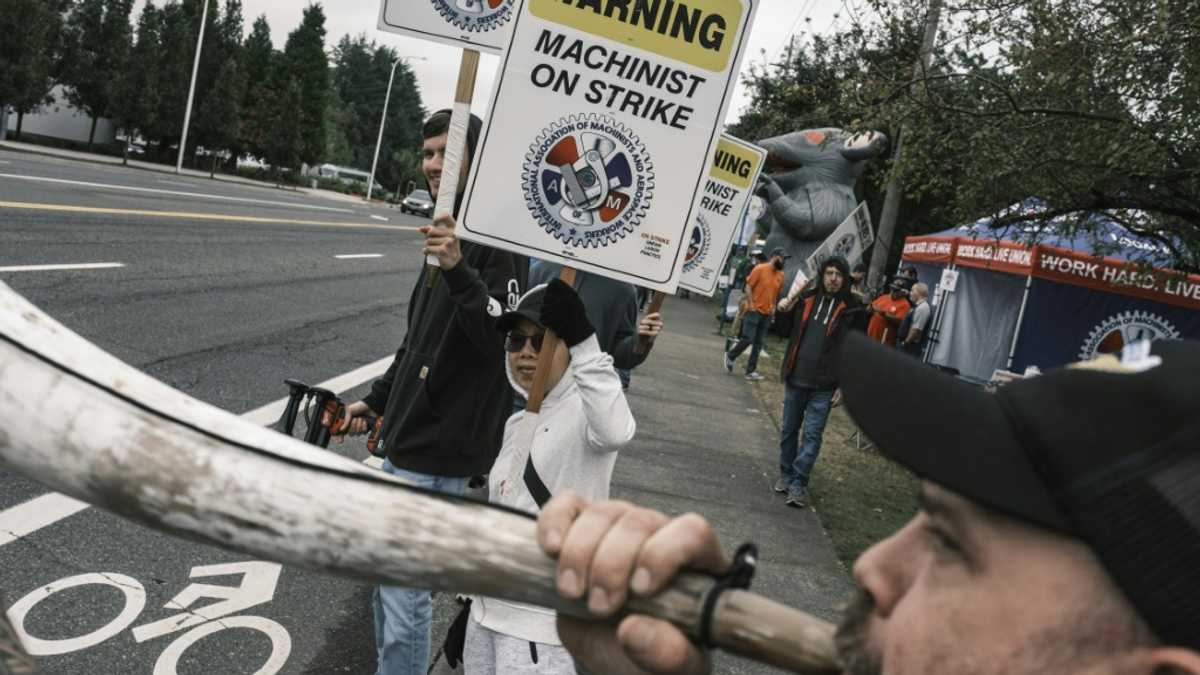 Boeing strike grinds on as latest talks fail to reach agreement