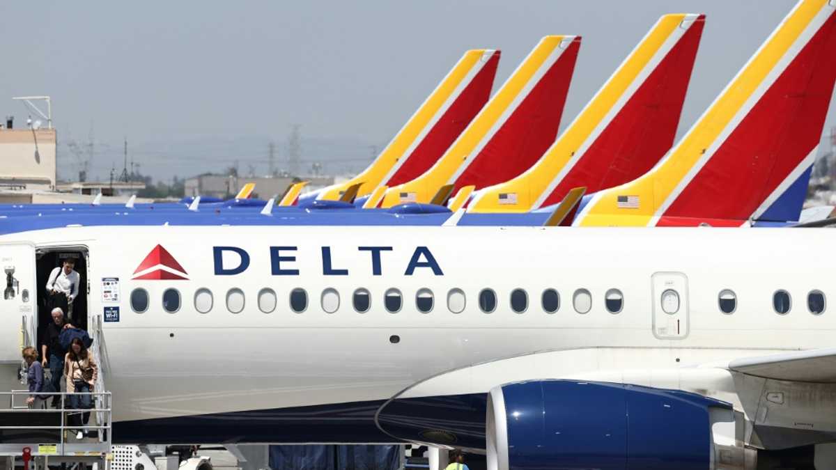 Delta eyes Election Day travel pullback as profits climb