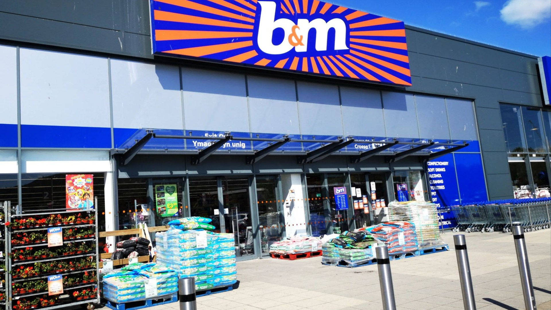 B&M shoppers rush to buy 'insanely good' rare Daim spotted on shelves