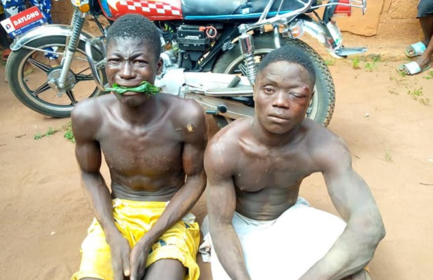 Mob Subdues Police, Lynches 2 Suspected Motorcycle Thieves In Delta