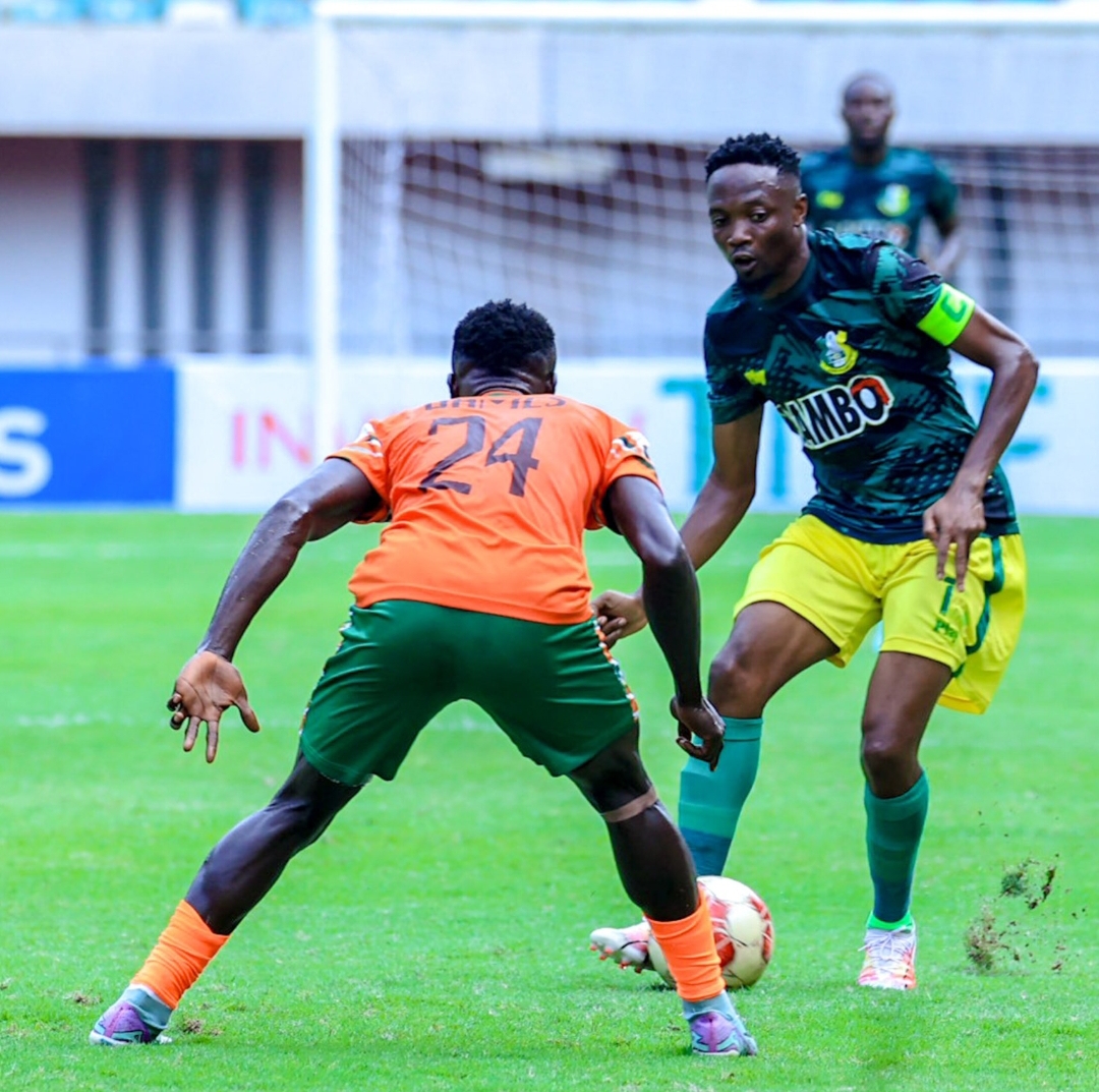 Ahmed Musa ‘Mobbed’ By Fans In Uyo Despite Kano Pillars’ Defeat To Akwa United