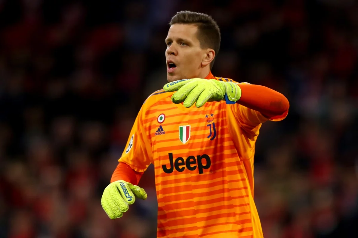 Transfer: Barcelona confirm signing of ex-Arsenal goalkeeper Szczesny