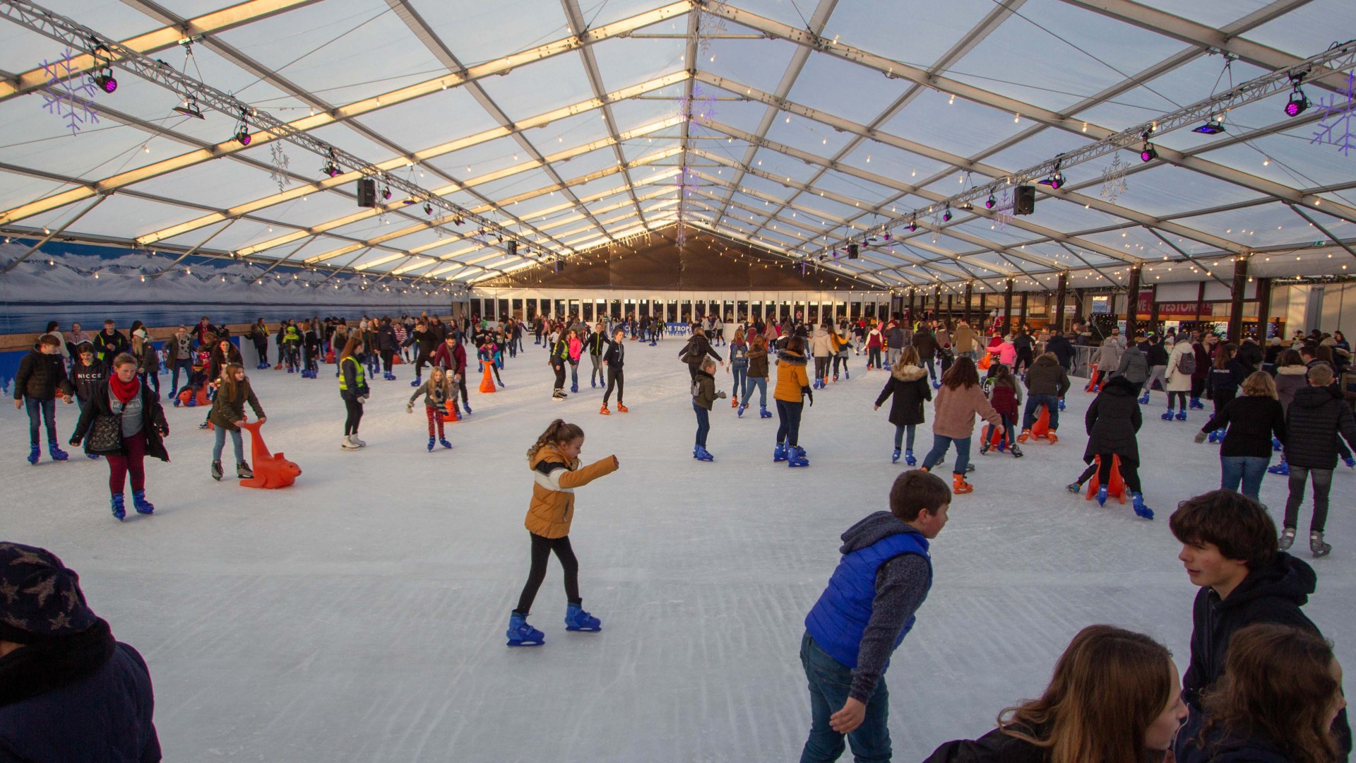 UK's largest covered ice rink to return this winter - with Santa skates and disco sessions