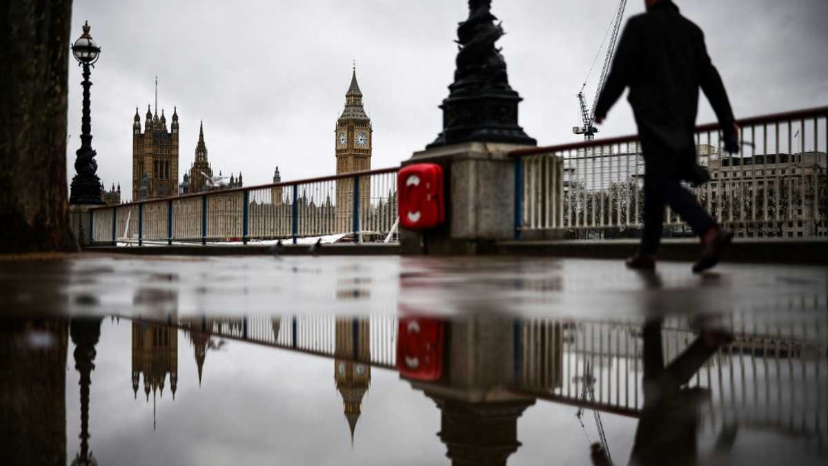 Waste heat from London sewers eyed to warm UK parliament