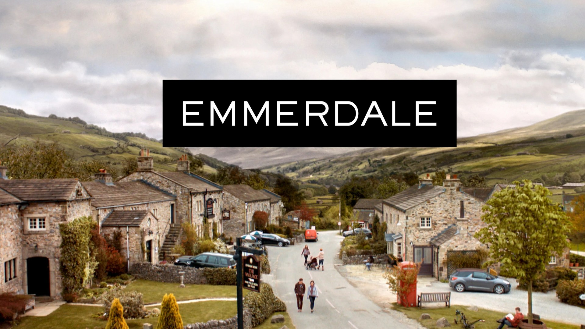 Emmerdale legend leaves show after 16 years 'sparking fears of mass cull at ITV soap'