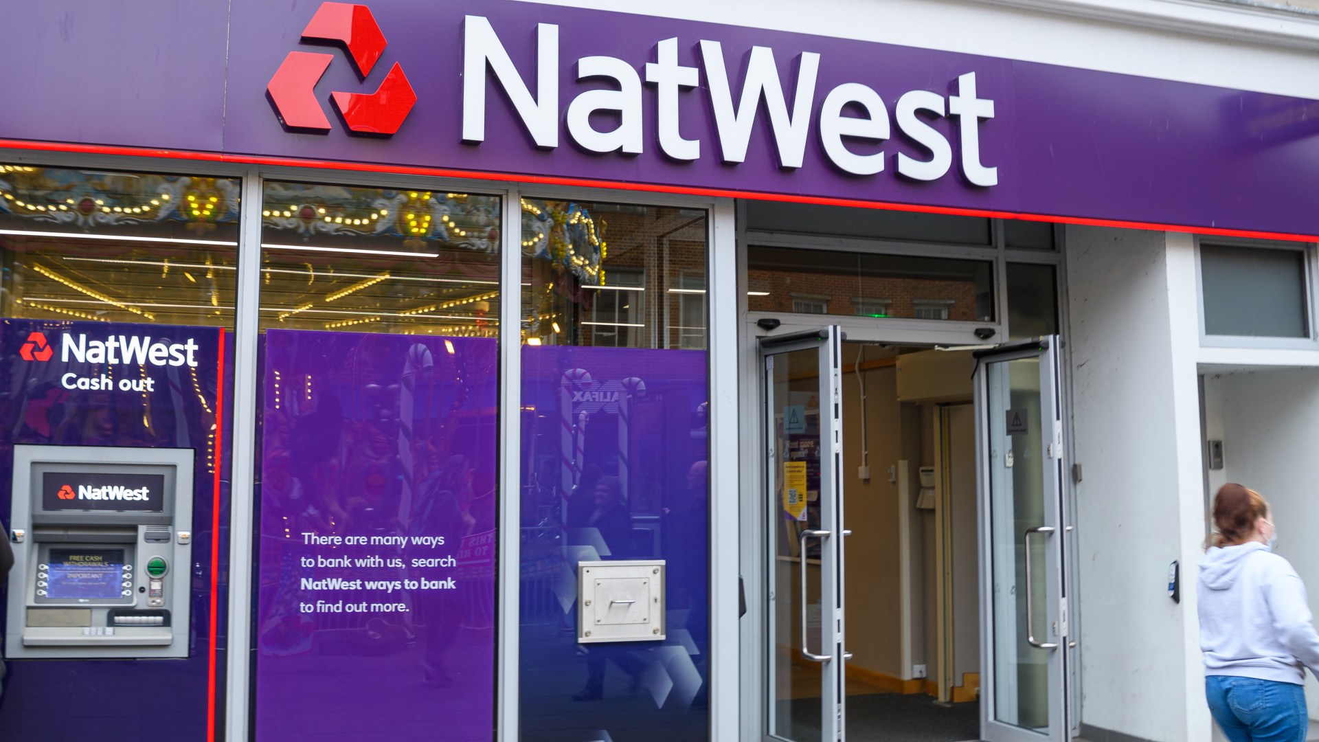 Natwest banking app gone down leaving thousands of customers unable to access money