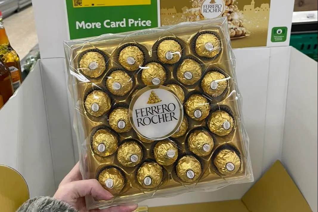 Major supermarket slashes price of Ferraro Rocher tray from £10.50 to just £5 as shoppers say 'I got 6 today in one go'