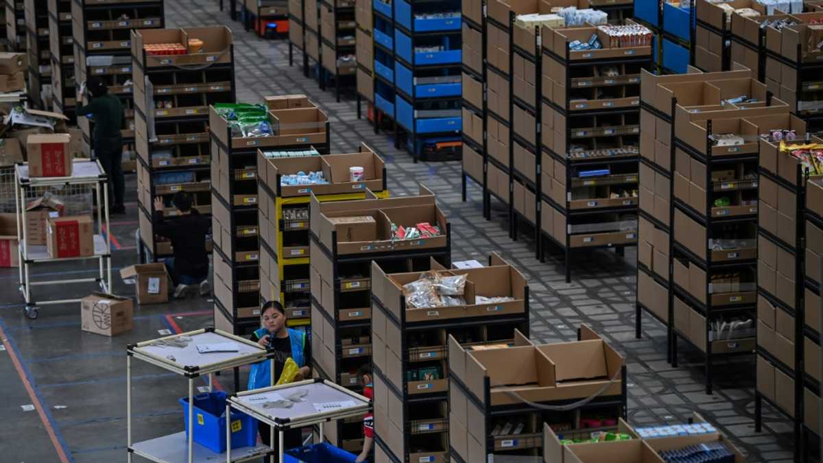 China's 'Singles Day' shopping spree in spotlight as spending flags