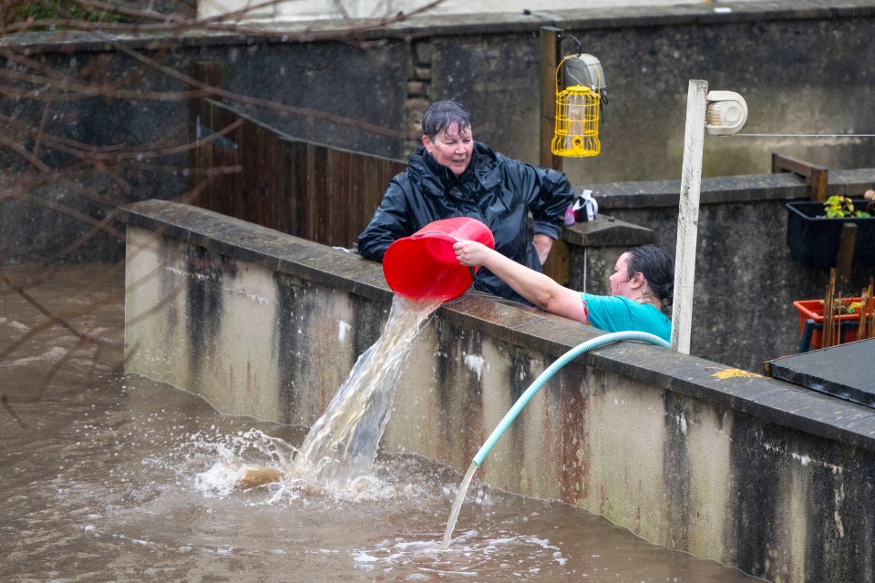 The Environment Agency has issued 66 flood alerts where flooding is expected