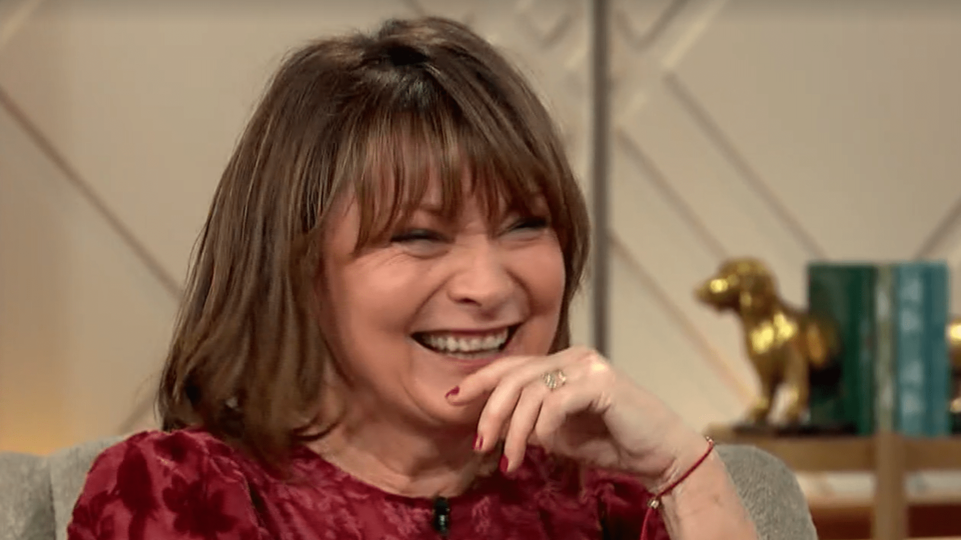 Lorraine forced to apologise live on air for using Scottish phrase she 'didn't know' was a swear word