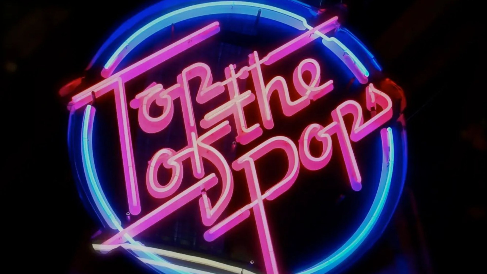 Top Of The Pops is back for festive special with glam host