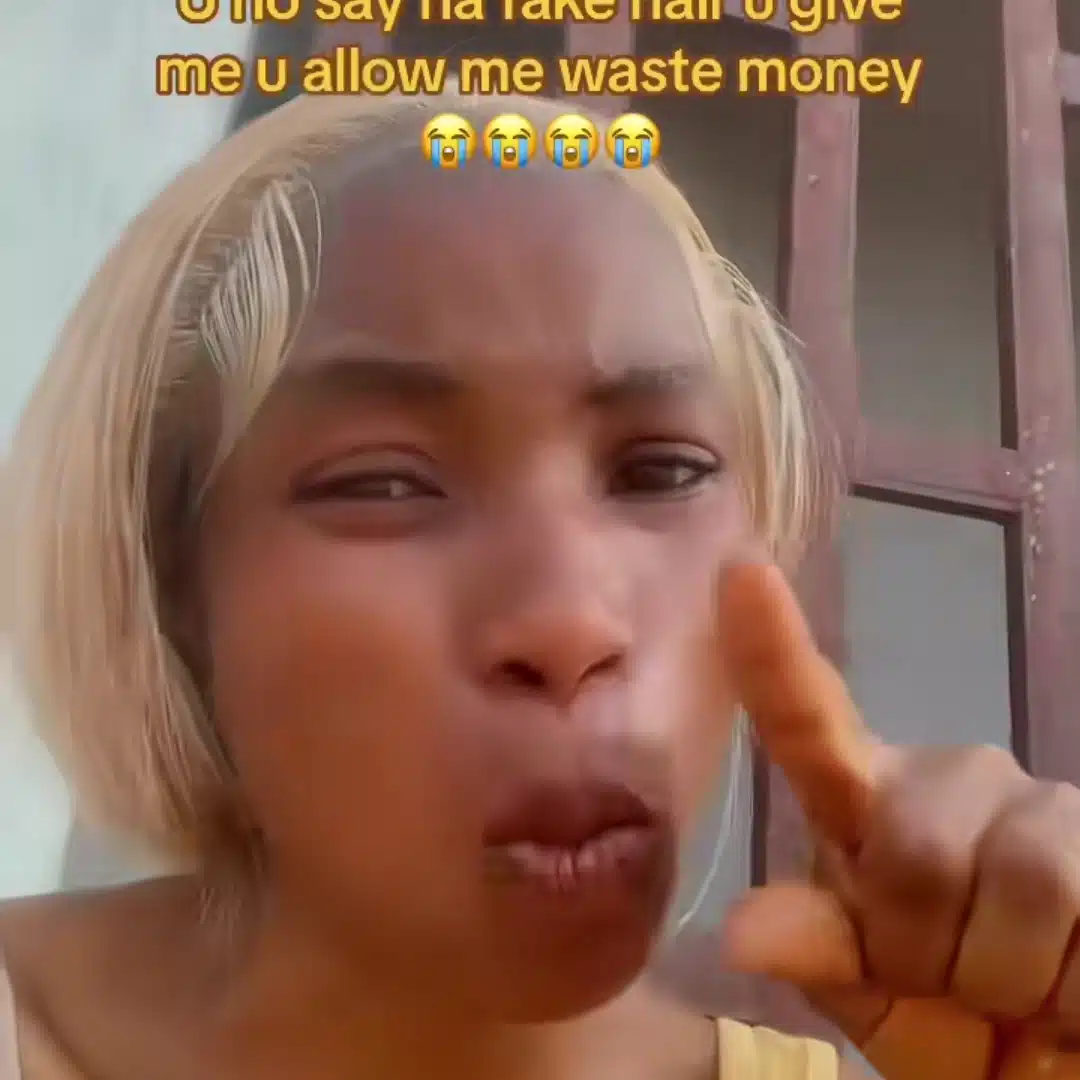 Angry customer slams hair vendor's family over alleged fake ₦50k wig