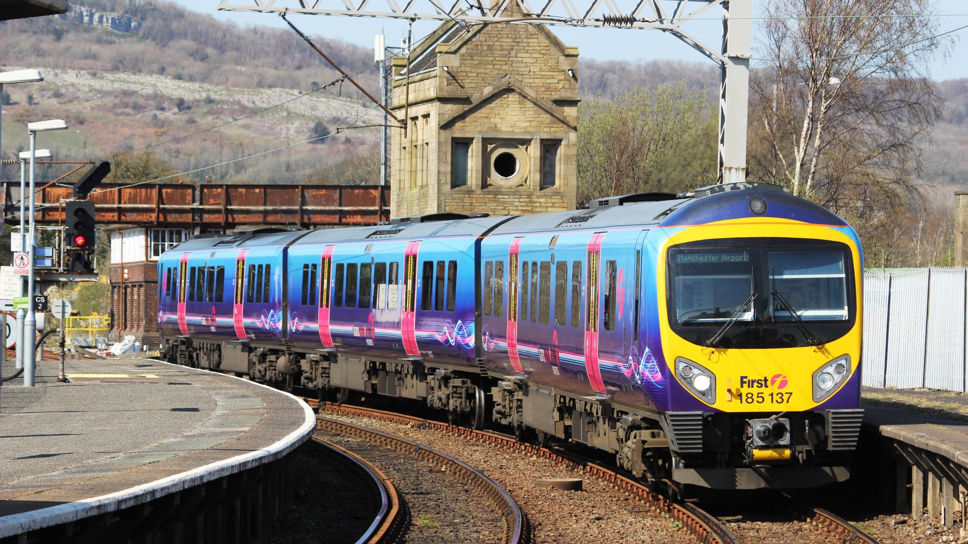 Conductors on one of UK's worst railways threaten to strike - over their ticket scanners