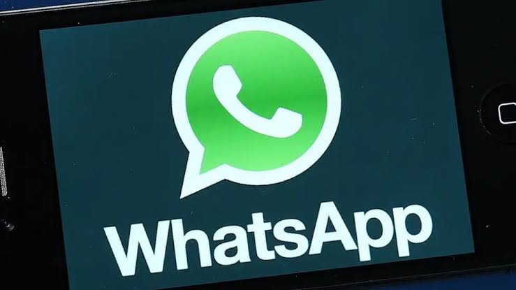 Govt wants Whatsapp group administrators to pay license fees