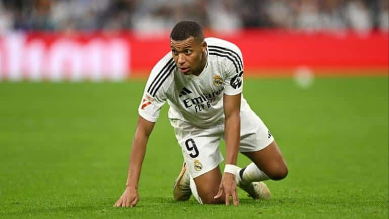 Konaté offers support to Mbappé amid mental health concerns