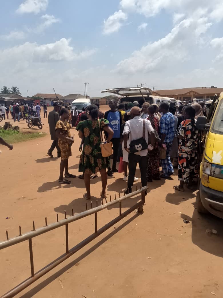 Late Arrival Of Voting Materials Mars LG Elections In Ogun