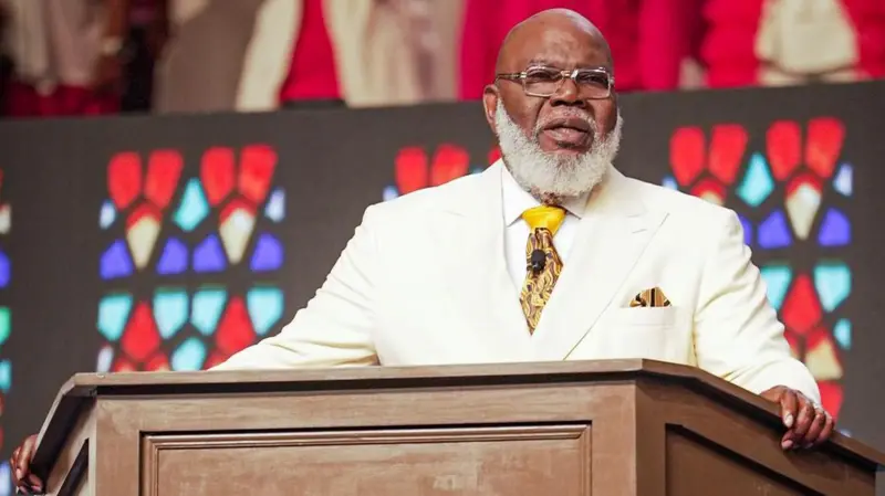 The event could have lead to 'death’ - Bishop TD Jakes speaks after health emergency during Sunday service