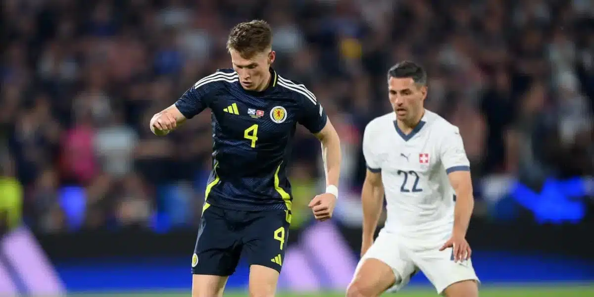 Gianfranco Zola: ‘England still shocked by Man United’s sale of McTominay’