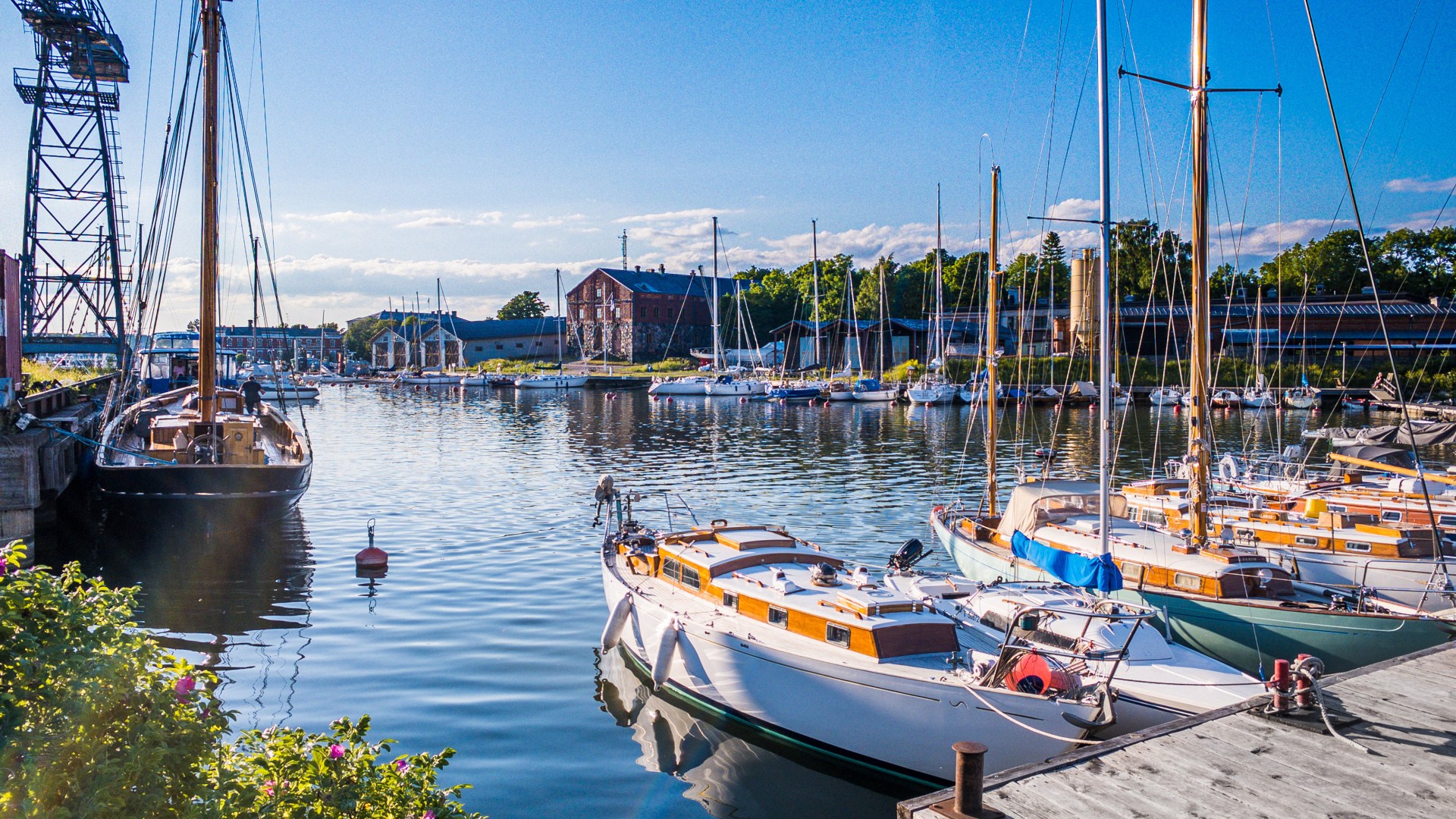 Live like the Finns with island hopping, vintage shopping and sky-high saunas in Helsinki