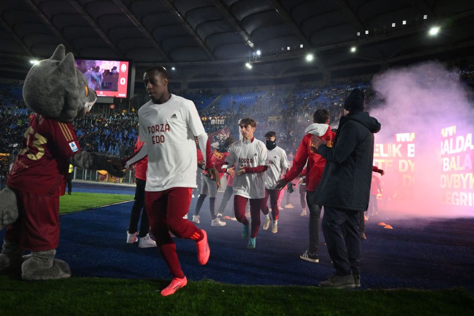 Roma stars sported jerseys ahead of the Serie A clash with Atalanta