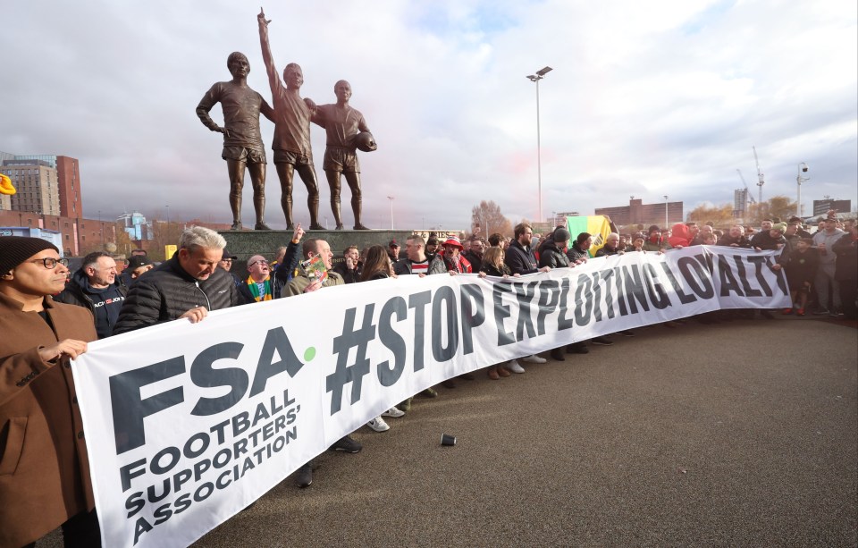 Man Utd fans protested the rise in ticket prices at Old Trafford before Sunday's game