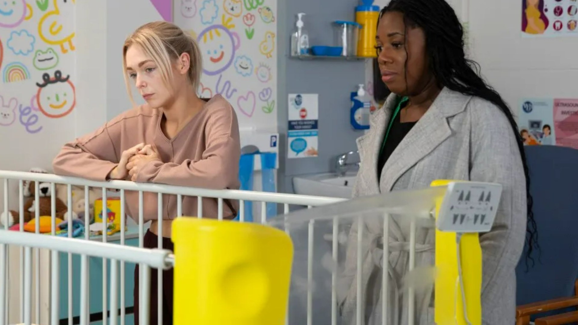 Lauren Bolton gets devastating news about baby Frankie as Dee-Dee hides her secret baby in Coronation Street