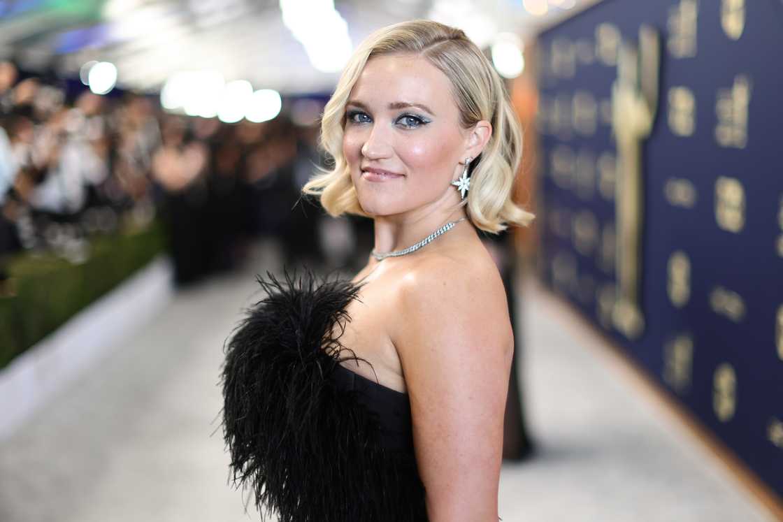 Emily Osment attends the Screen Actors Guild Awards at Barker Hangar in Santa Monica, California