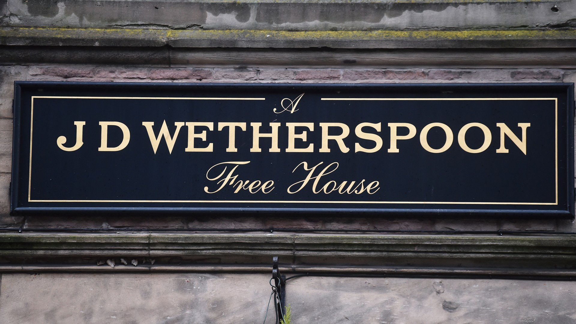 Wetherspoons slashes price of a pint to just £1.50 for one day each week