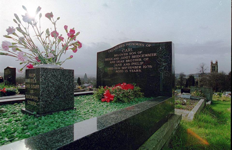 Grave of newspaper boy Carl Bridgewater in Holy Trinity Church cemetery,