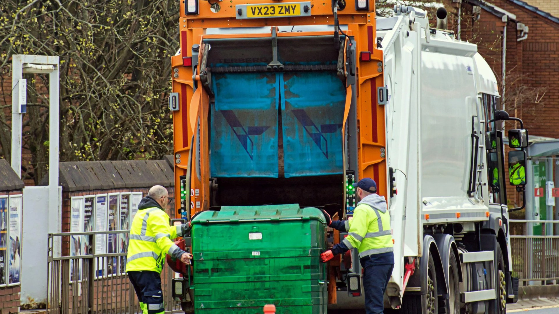 Fury as some Scots facing seven weeks without bin collections through Christmas & New Year