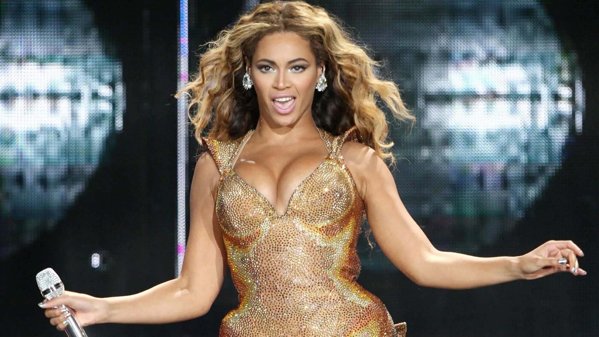 Beyonce's mega world tour WILL kick off in March in LA despite Jay Z’s lawsuit fight with summer shows slated for London