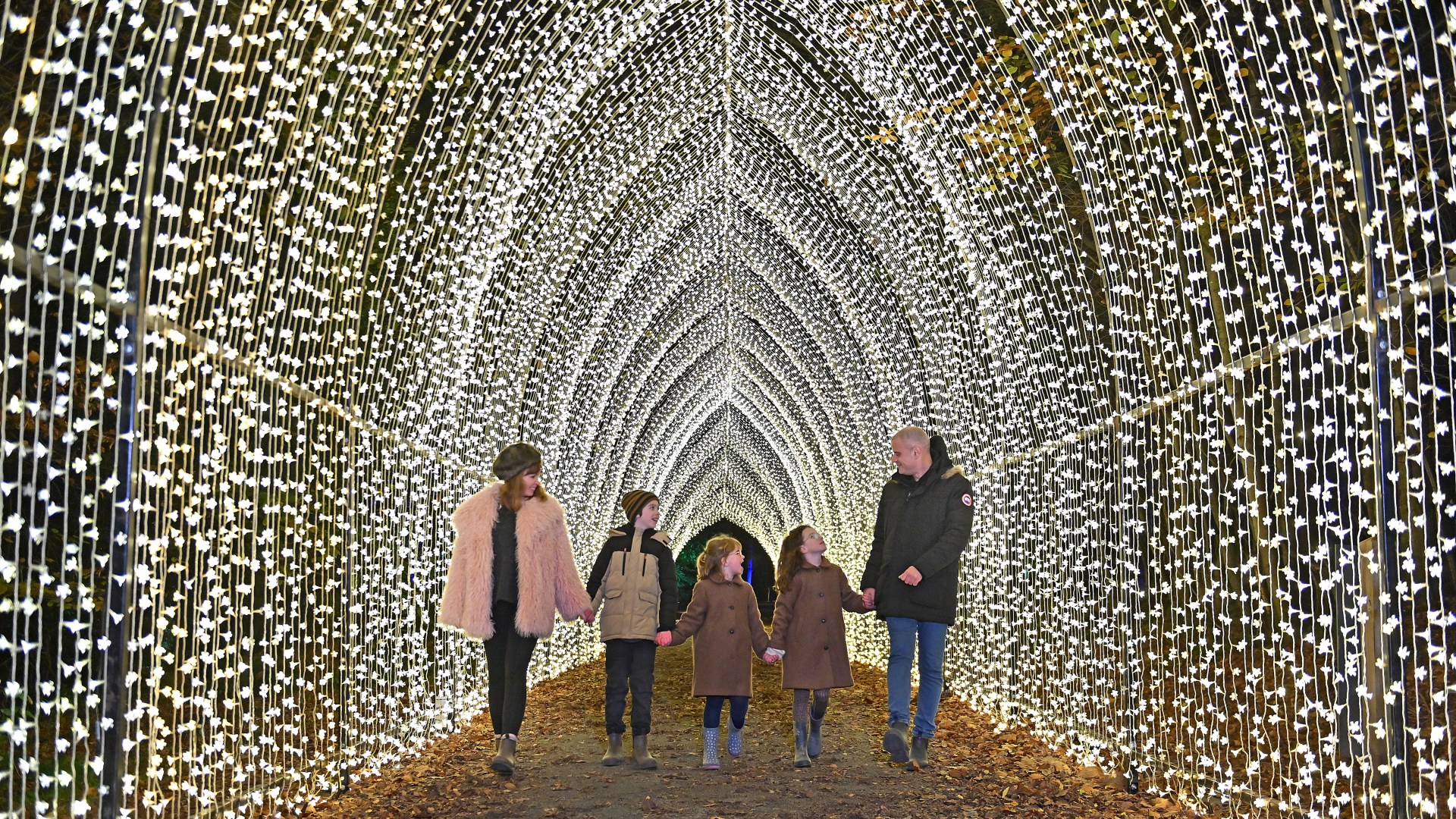 UK's most beautiful light trails you can still visit even after the Christmas holidays