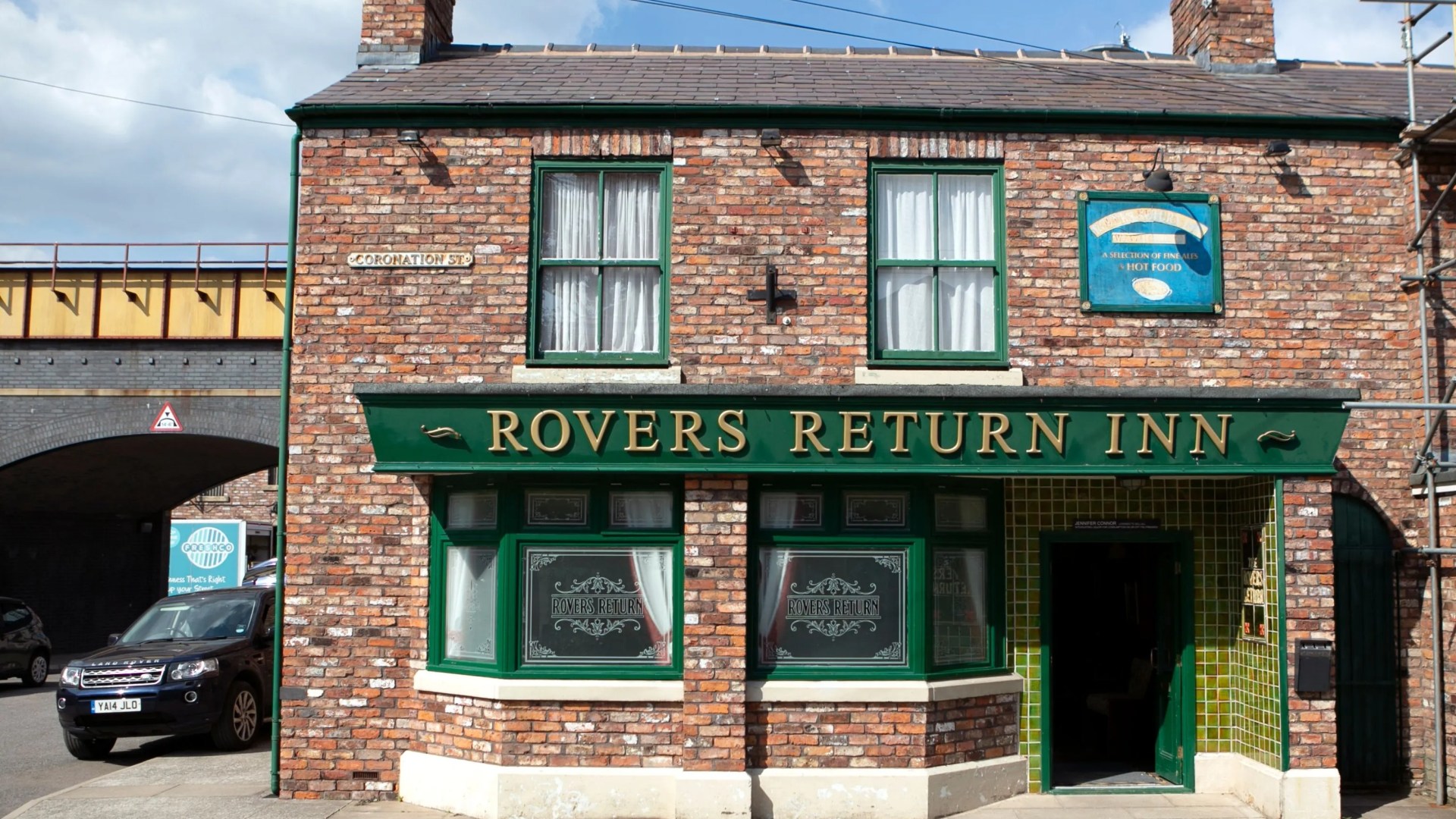 Major Coronation Street villain returning - and it’s bad news for Carla Connor and Lisa Swain