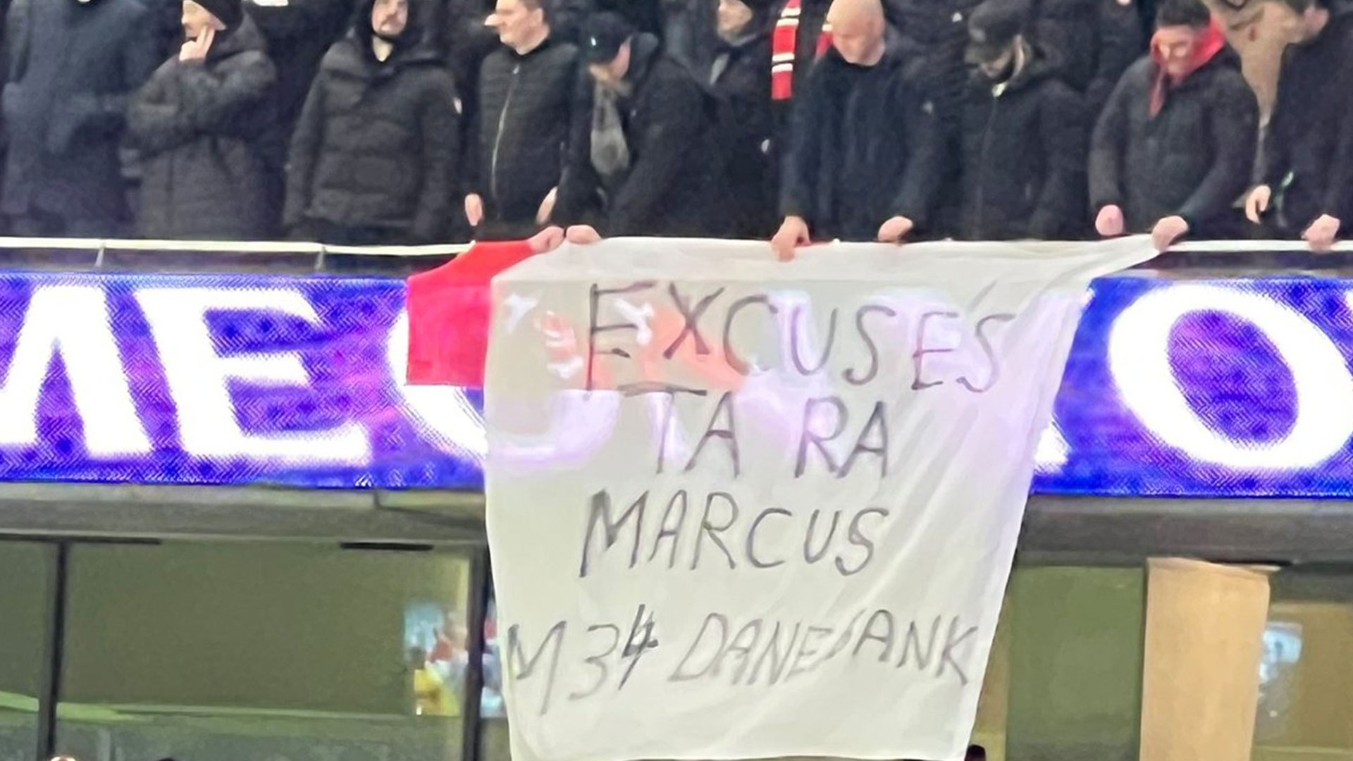 Man Utd fans unveil anti-Marcus Rashford banner in away end days after he revealed plan to leave Old Trafford