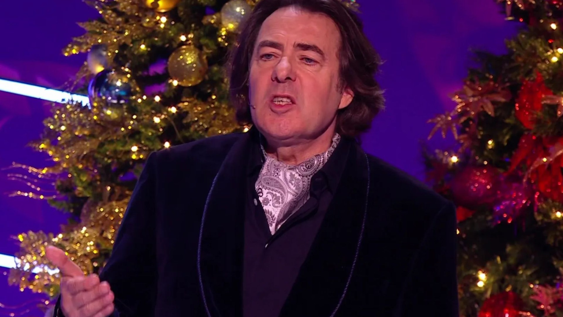 Masked Singer fans slam judge Jonathan Ross over 'constant habit' on Christmas special, saying 'I'm gonna lose it!'