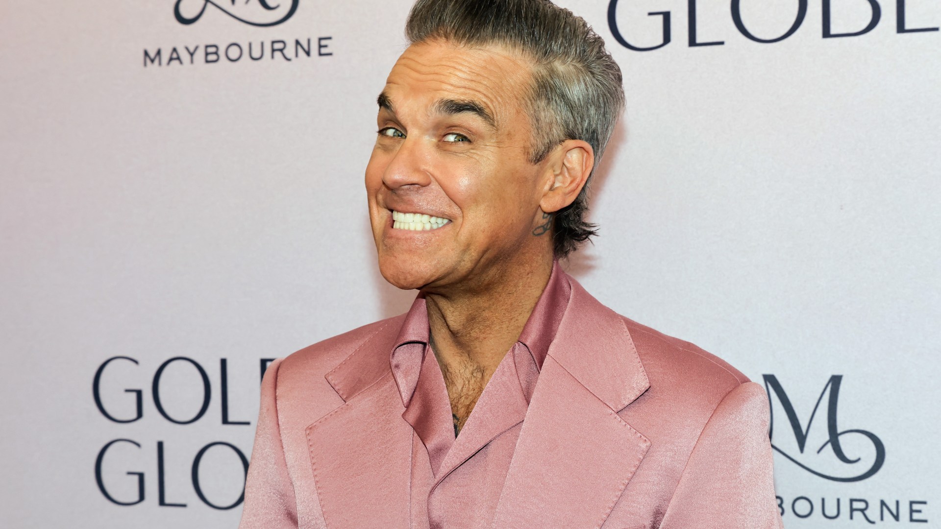 Robbie Williams reveals hilarious reason why he's excited to attend Golden Globes