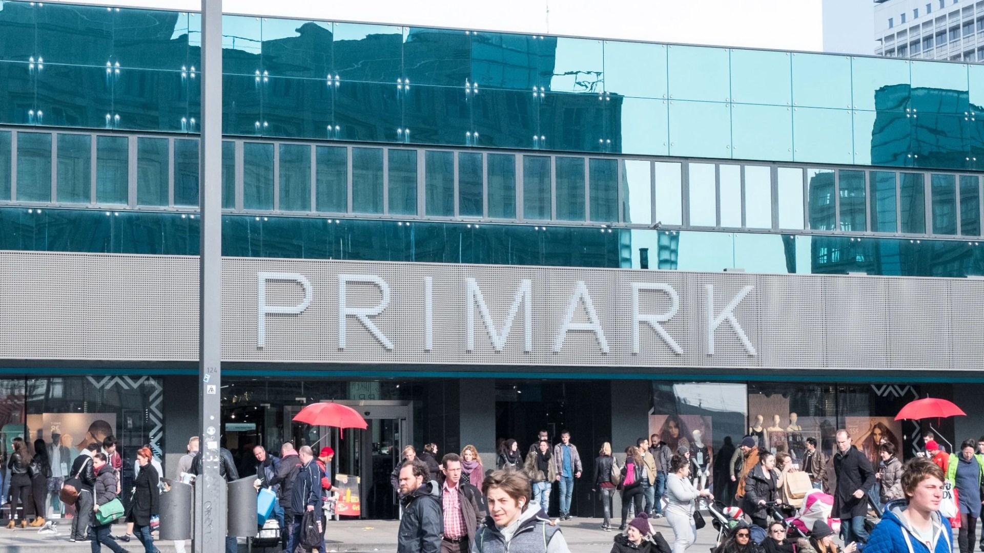 Shoppers racing to Primark for brand new activewear sets - they’re perfect for keen runners AND couch potatoes