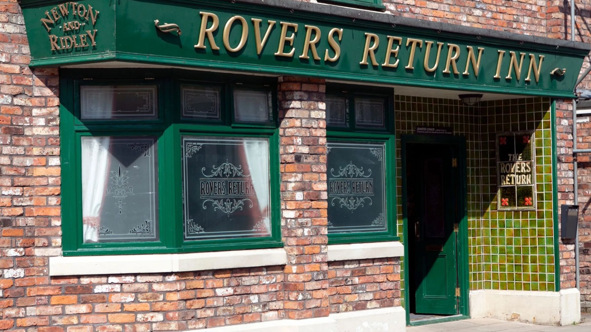 Coronation Street rocked as award-winning star dubbed ‘new Michelle Keegan’ QUITS to become fifth to leave in weeks