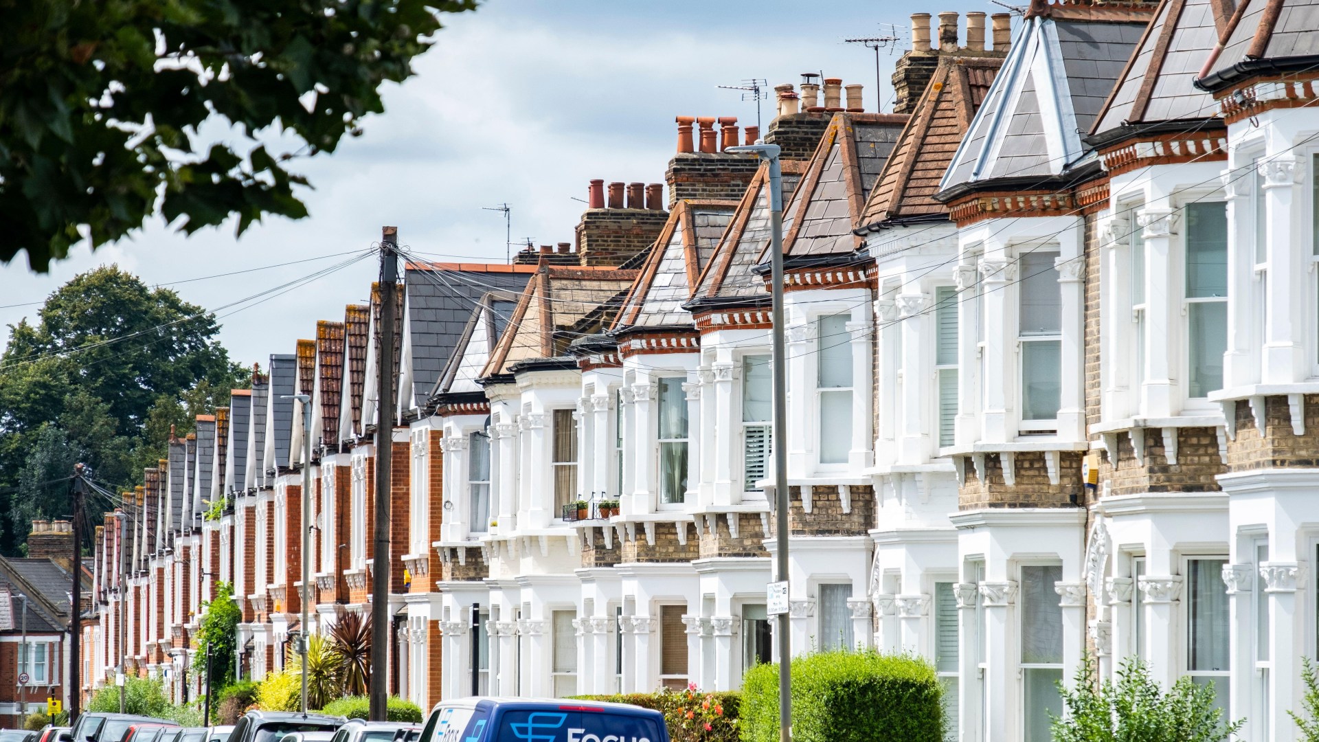 'Painful' mortgage warning for 700,000 households as rates set to rise