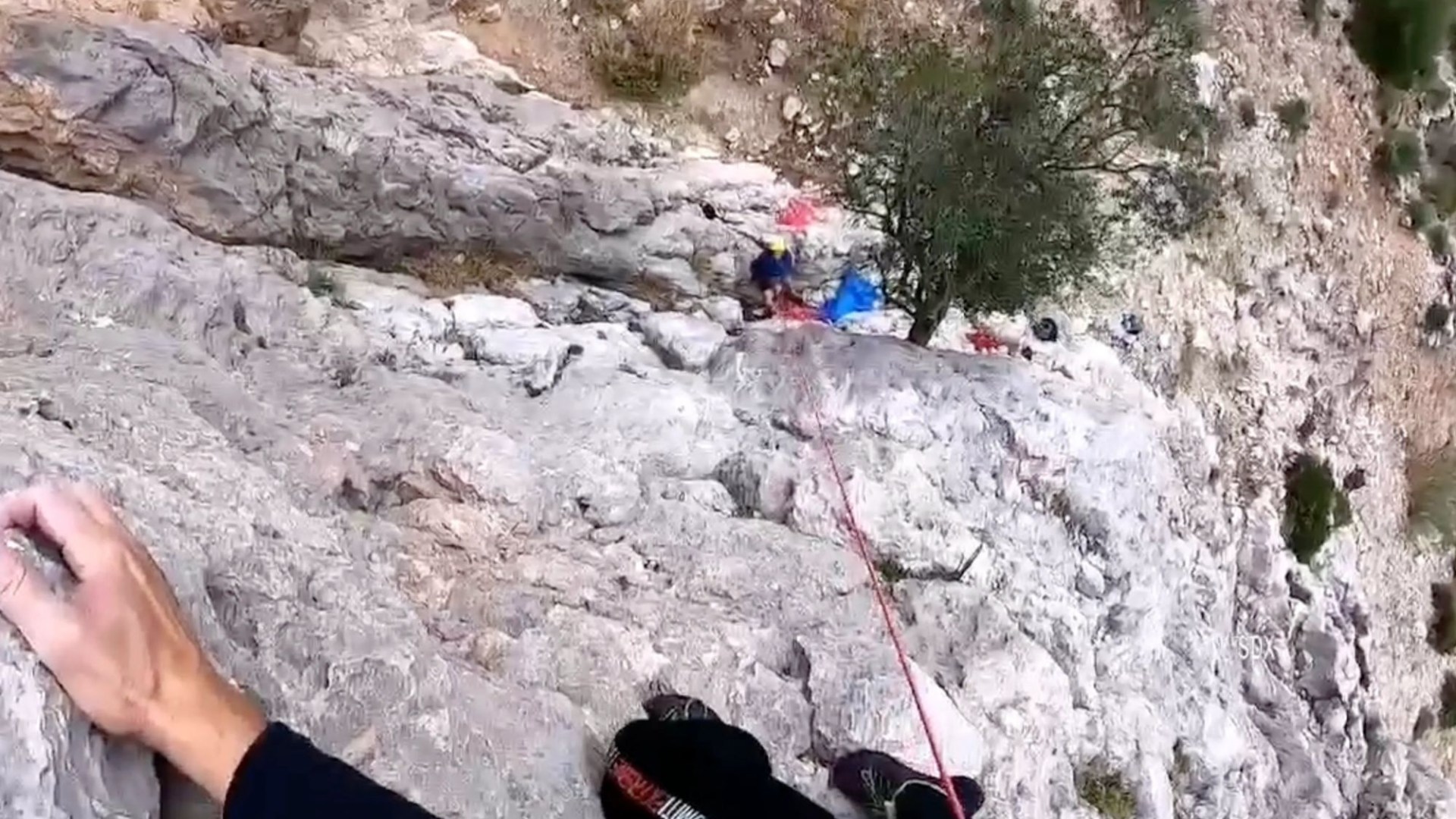 Brit woman plunges 500ft to her death at popular climbing spot in Spain as pal survives by clinging to rock – The Scottish Sun