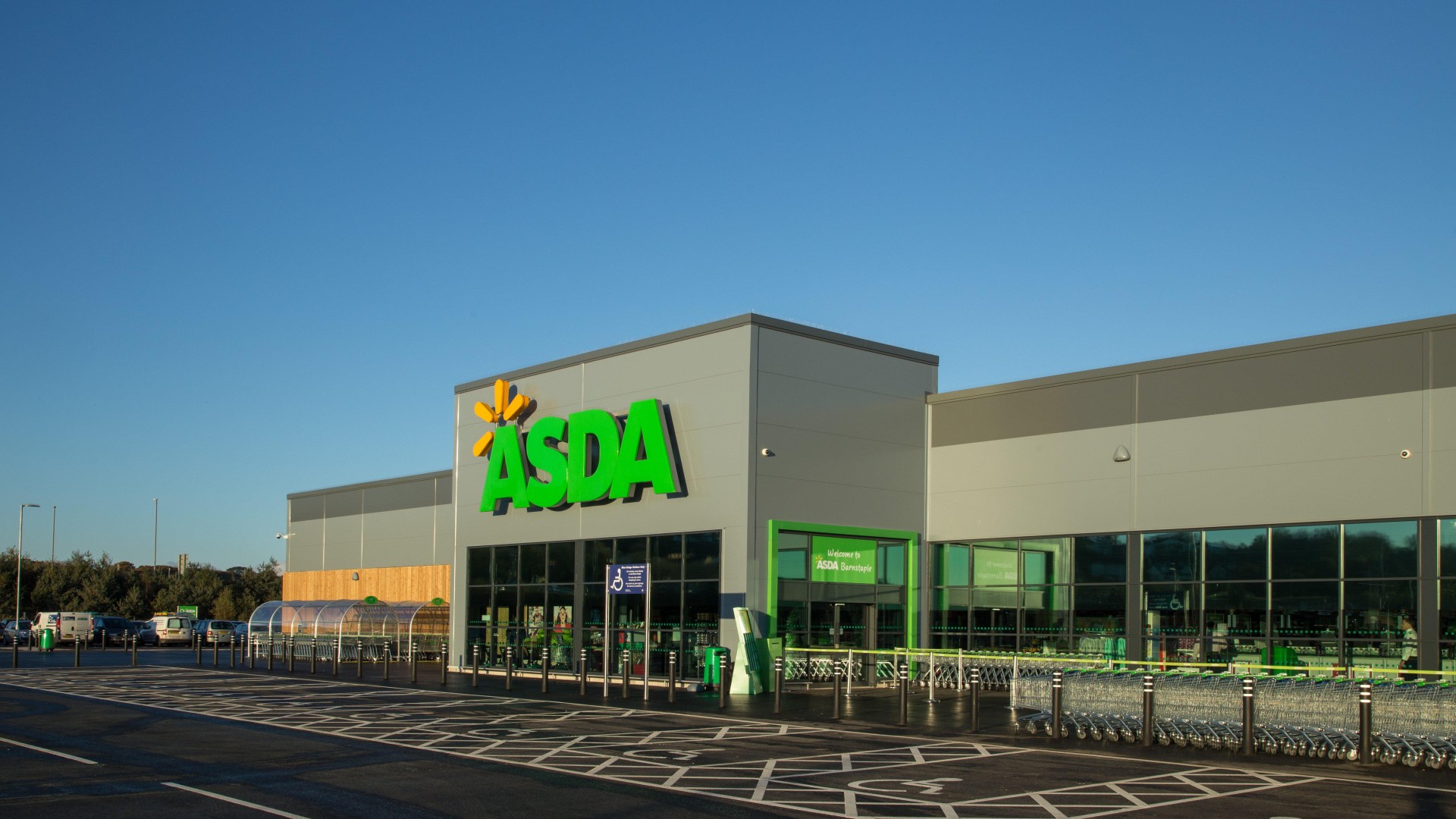 Asda shoppers rush to buy diffuser slashed from £10 to just 2p that keeps homes fresh all day