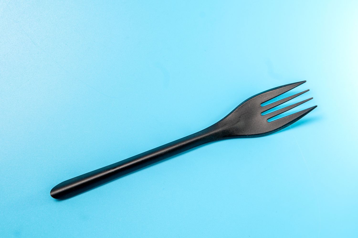 Black Plastic Kitchen Utensils Might Be Toxic. Here's What You Can Use Instead