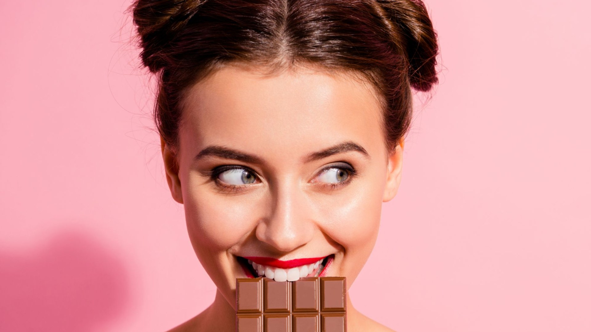 Foodies racing to a secret website where you can get posh chocolate more than 3x cheaper - & prices start from just 98p