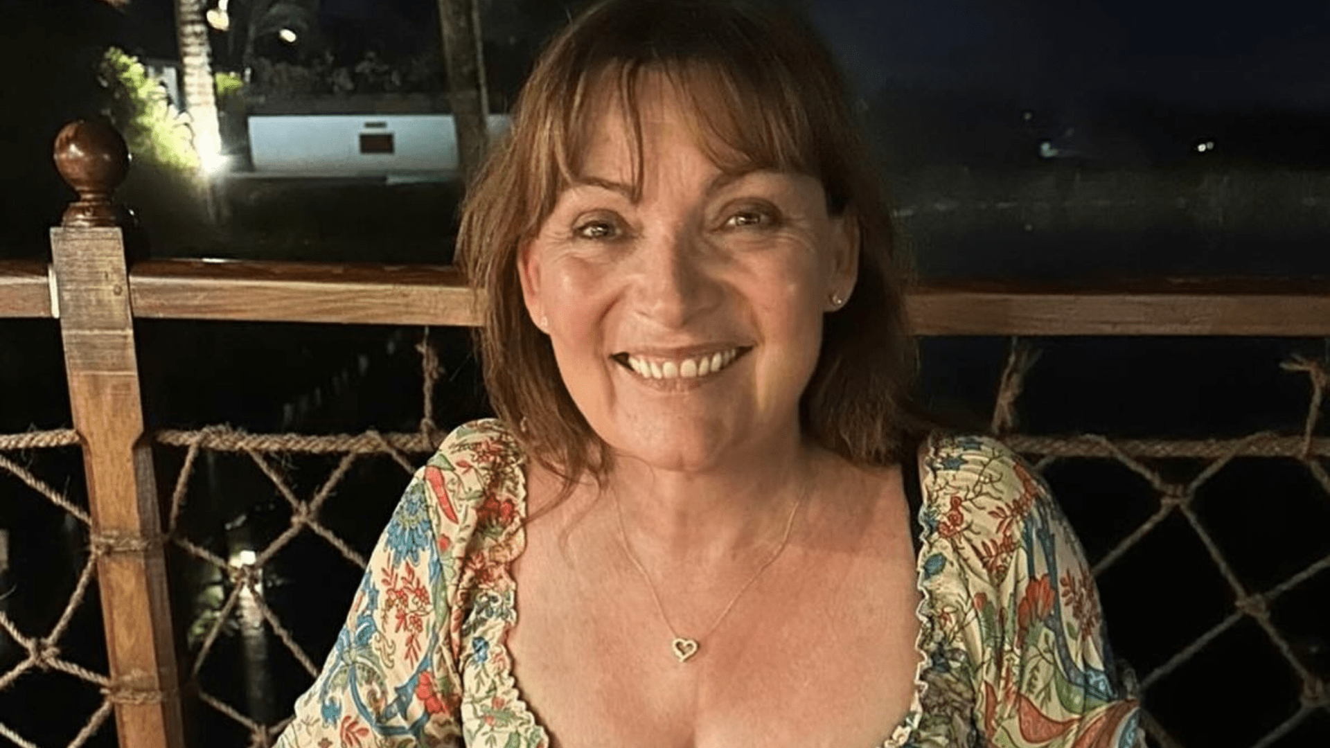 Lorraine Kelly shares plunging snap from India as fans brand her 'absolutely stunning'