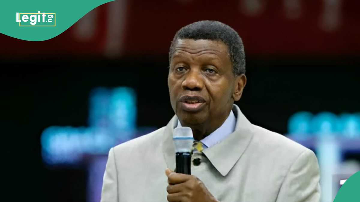 Nigerians React As Adeboye Preaches Gratitude Amid Hardship: “How About Politicians Stealing?”