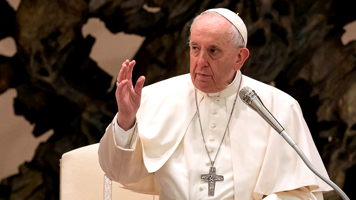 Pope Francis Urges Dialogue Against World War